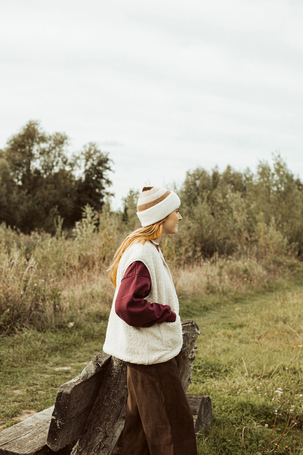 women sleeveless teddy VEST beige