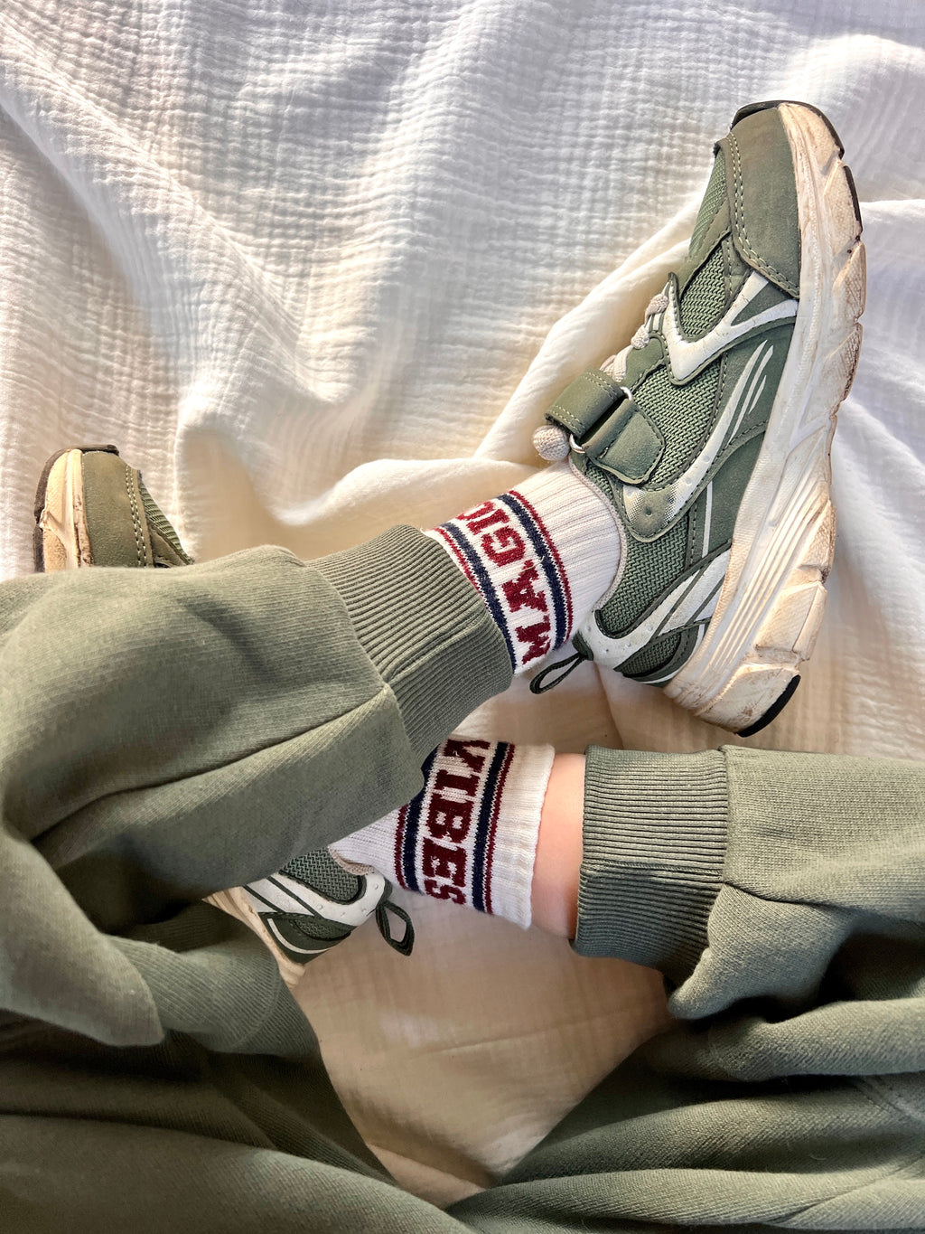 MAGIC VIBES kids socks