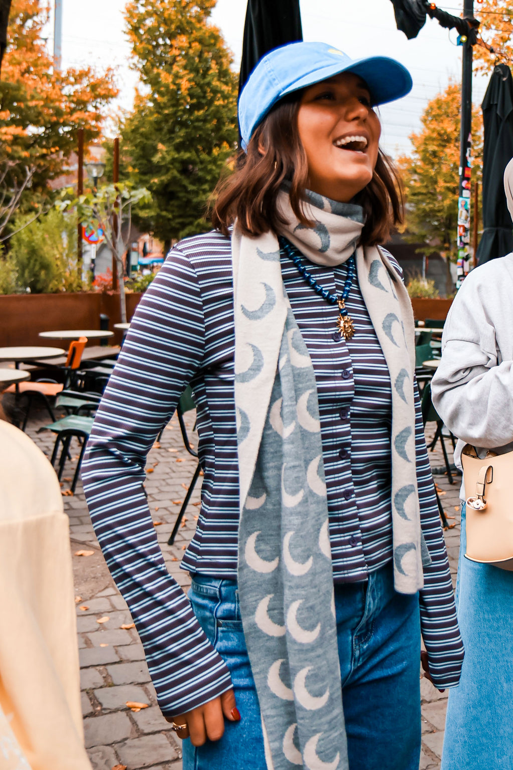 grey MOON scarf