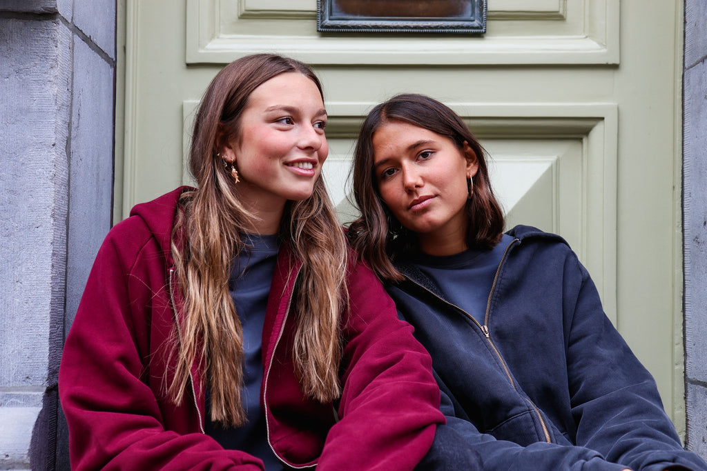 burgundy MOON hoodie - women