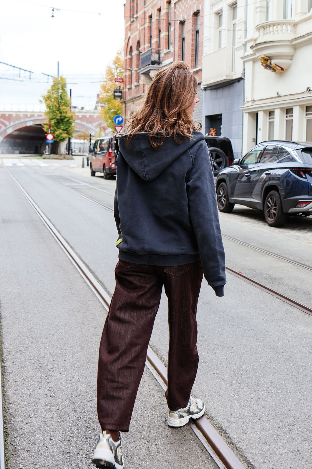 dark grey SMILEY hoodie - women