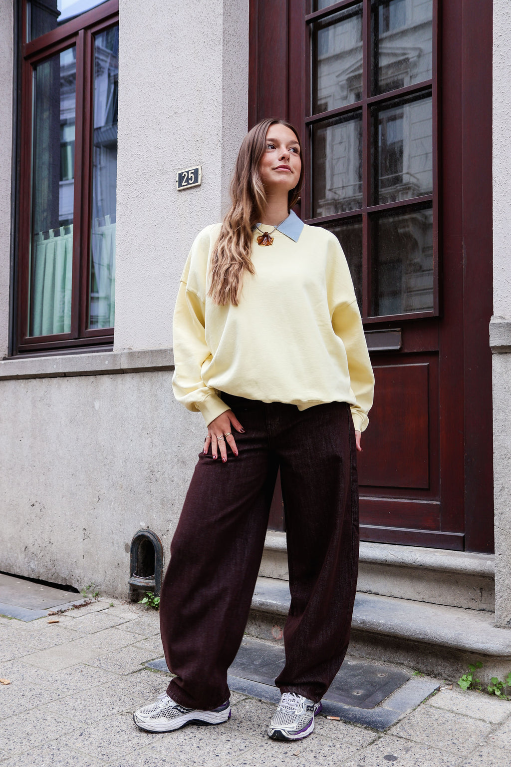 UMBER brown balloon jeans