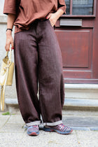 UMBER brown balloon jeans