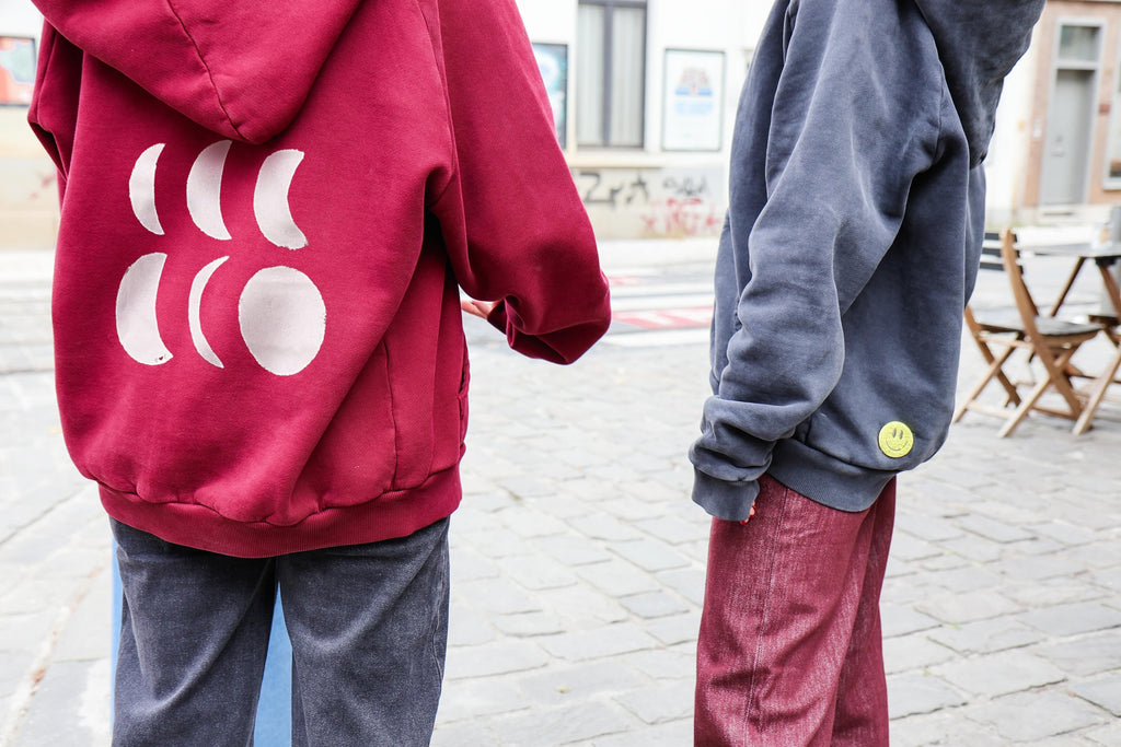 burgundy MOON hoodie - women