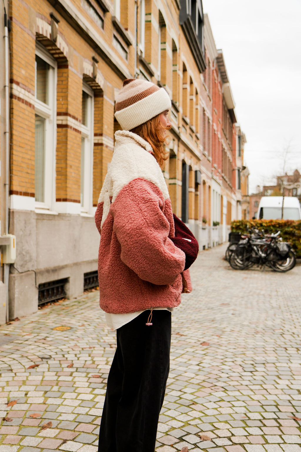 beige MULTICOLOR beanie