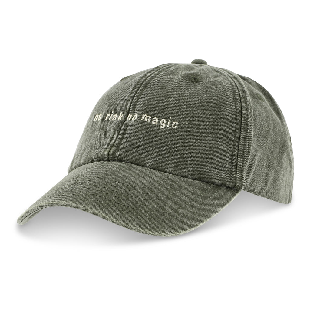 cap NO RISK NO MAGIC women