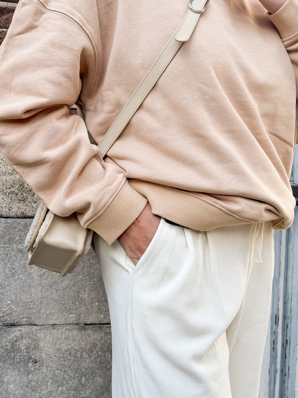 sandy beige EYE OF THE MOON loose fit