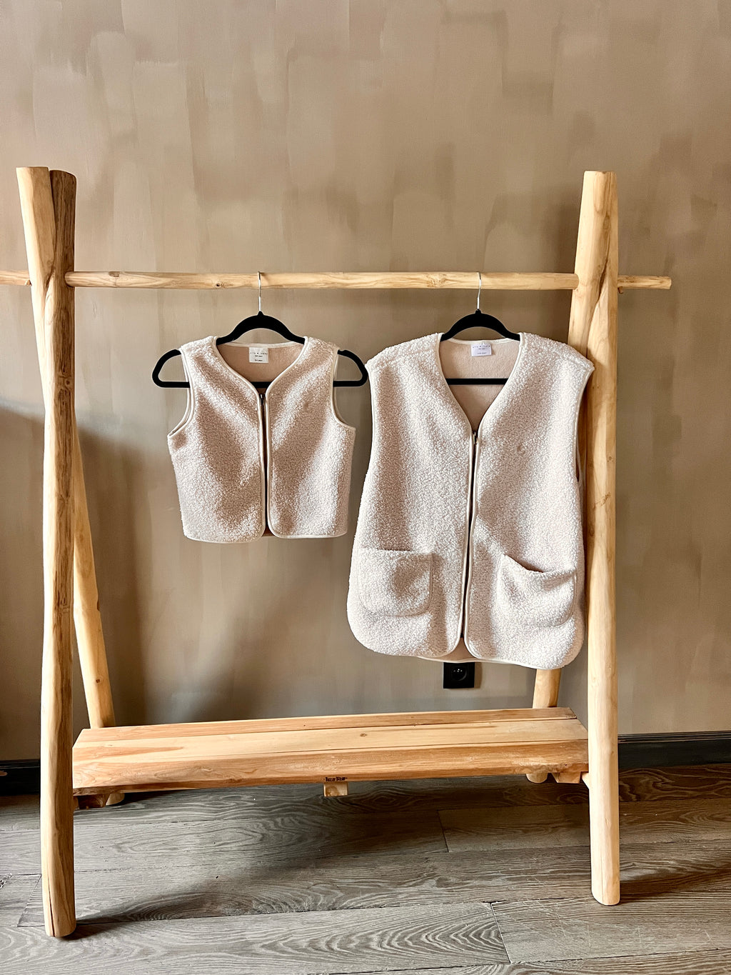 little teddy MOON VEST ecru