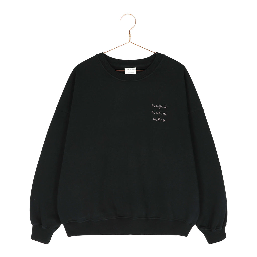 black MAMA loose fit