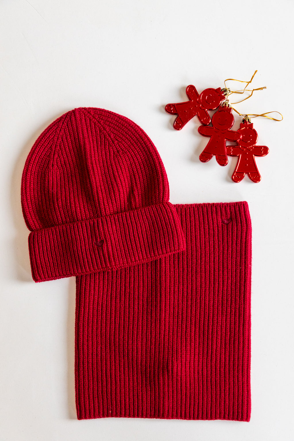 love red HEART neckwarmer