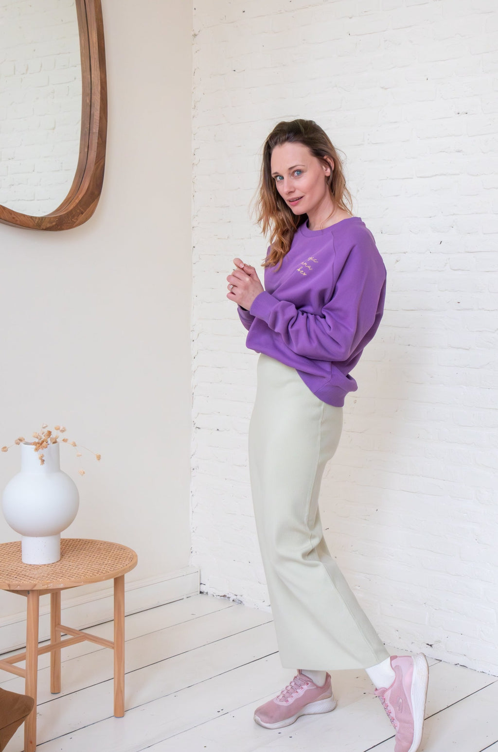 violet MAMA classic fit