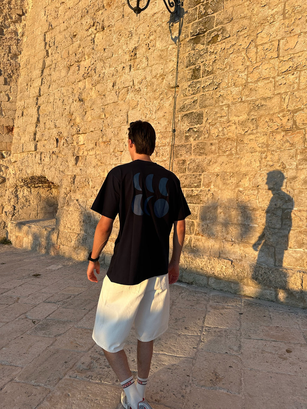 midnight blue TO THE MOON t-shirt (loose fit)