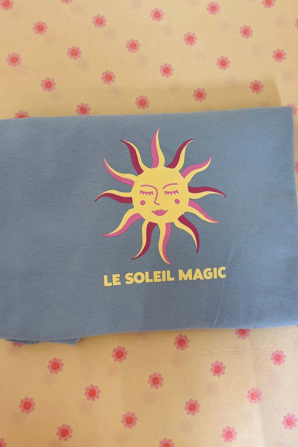 light blue LE SOLEIL MAGIC loose fit t-shirt