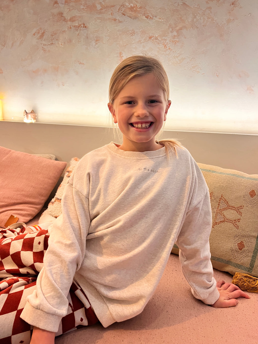 little warm beige TO THE MOON loose fit