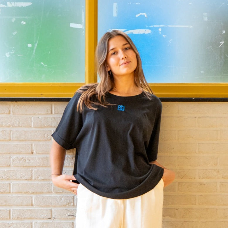 black ER icon loose fit
