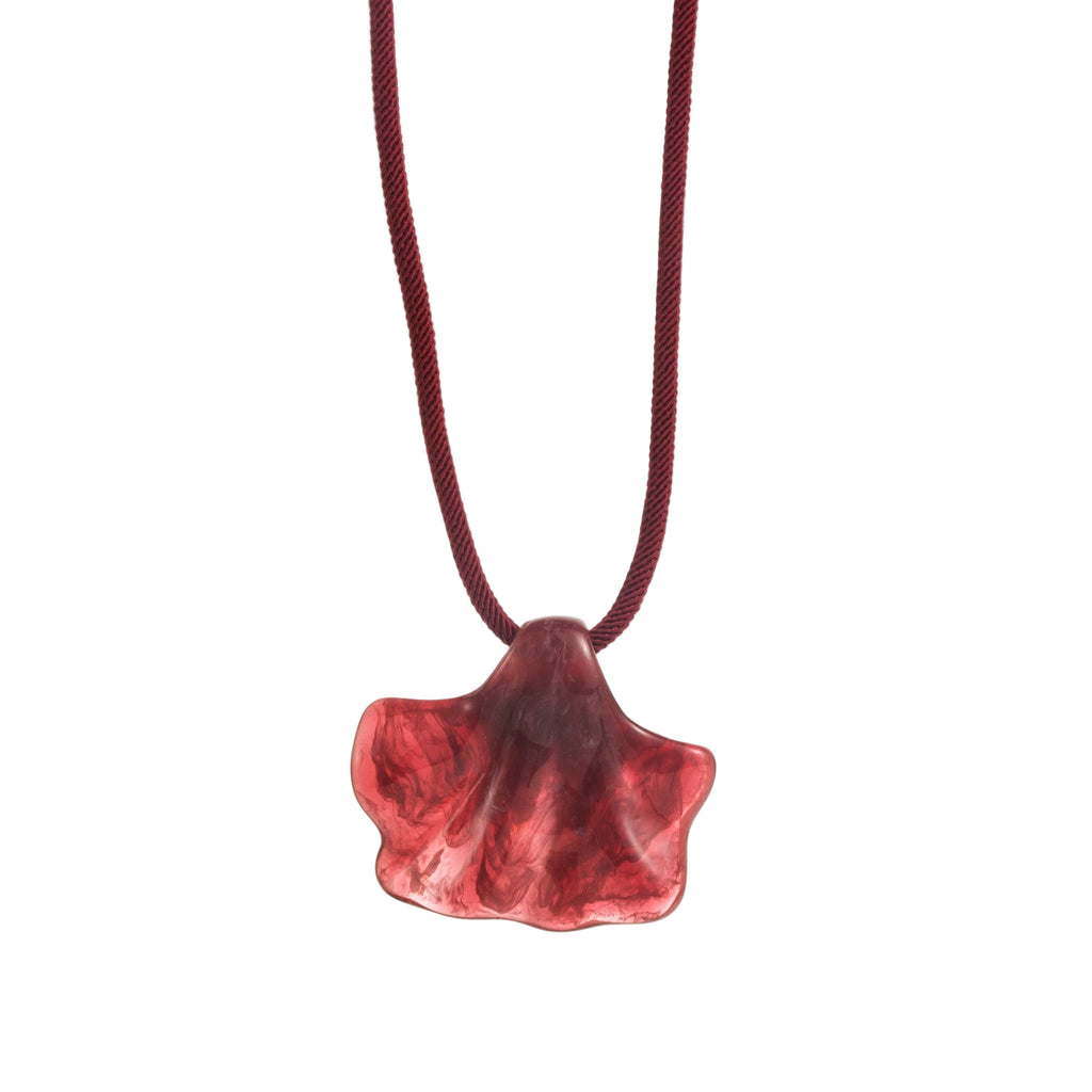 red SEASHELL cord necklace