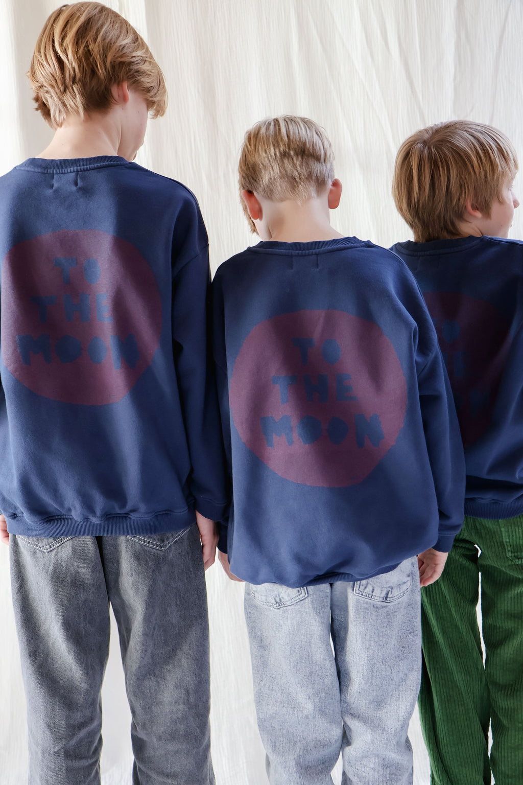 little ink blue TO THE MOON CIRCLE loose fit sweatshirt