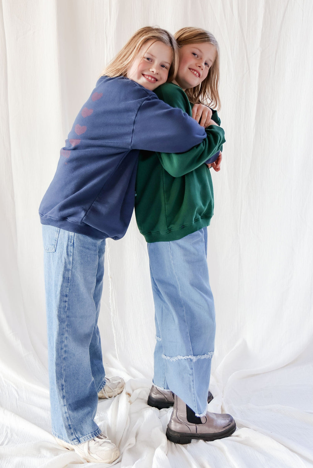 little ink blue TO THE MOON HEARTS loose fit sweatshirt