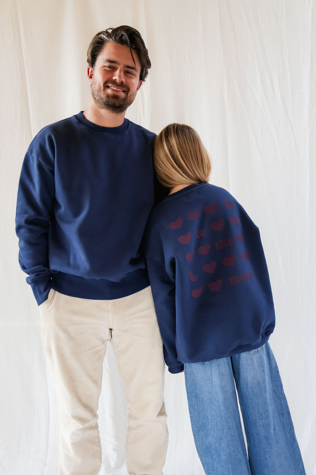 ink blue TO THE MOON sweatshirt men