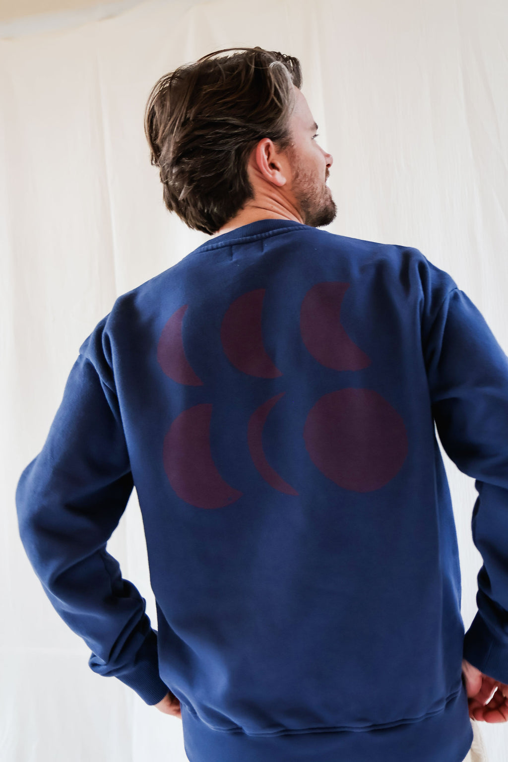 ink blue TO THE MOON sweatshirt men