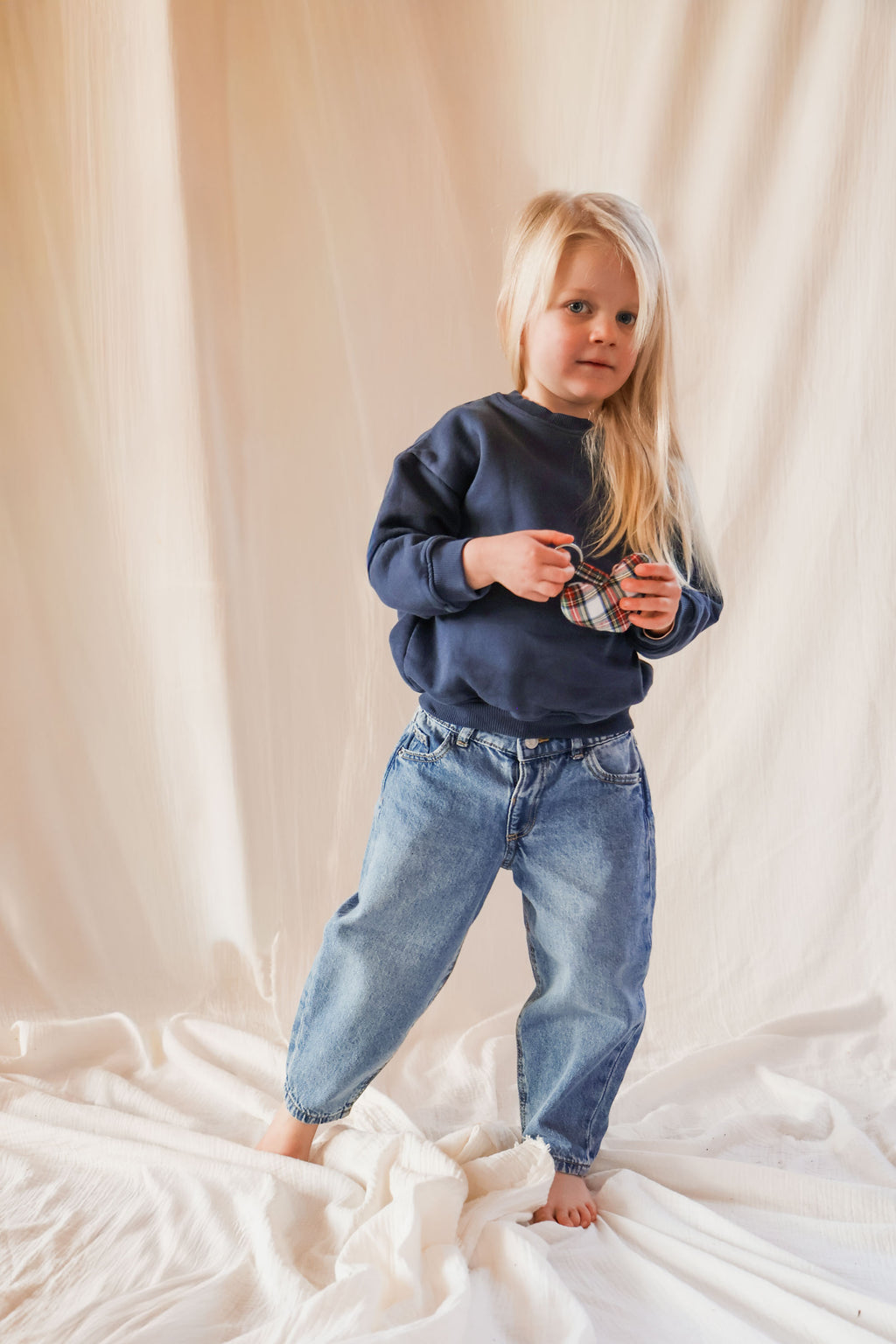 little ink blue TO THE MOON HEARTS loose fit sweatshirt