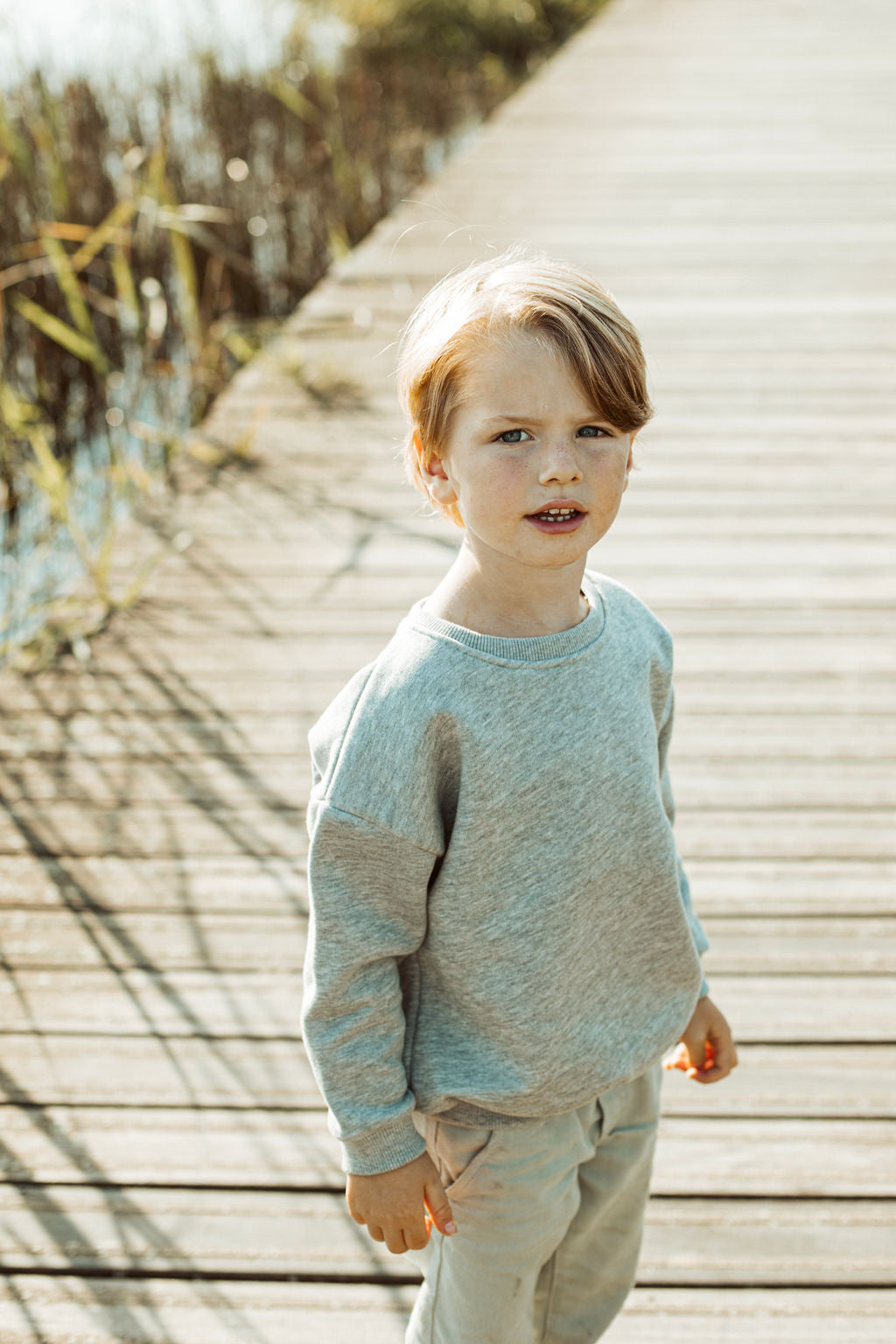 little stone grey SUN x MOMENTS magazine loose fit