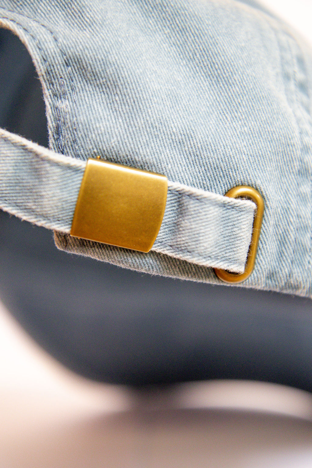 ER icon CAP light denim