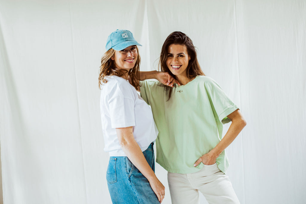 matcha green LITTLE MOONS loose fit