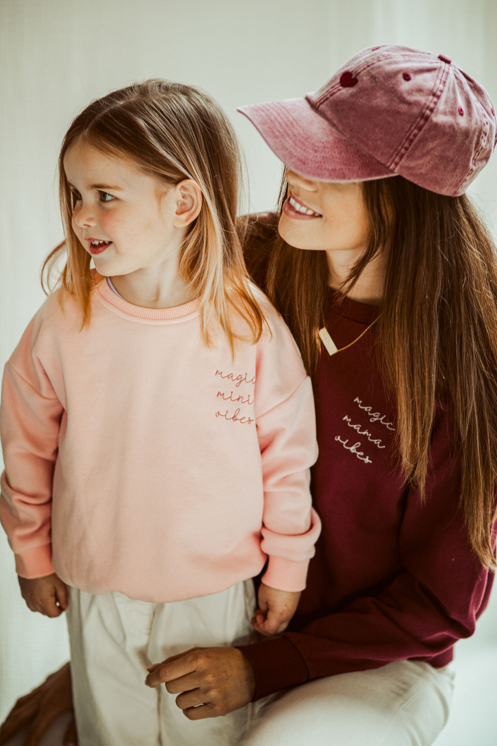 mama NECKLACE