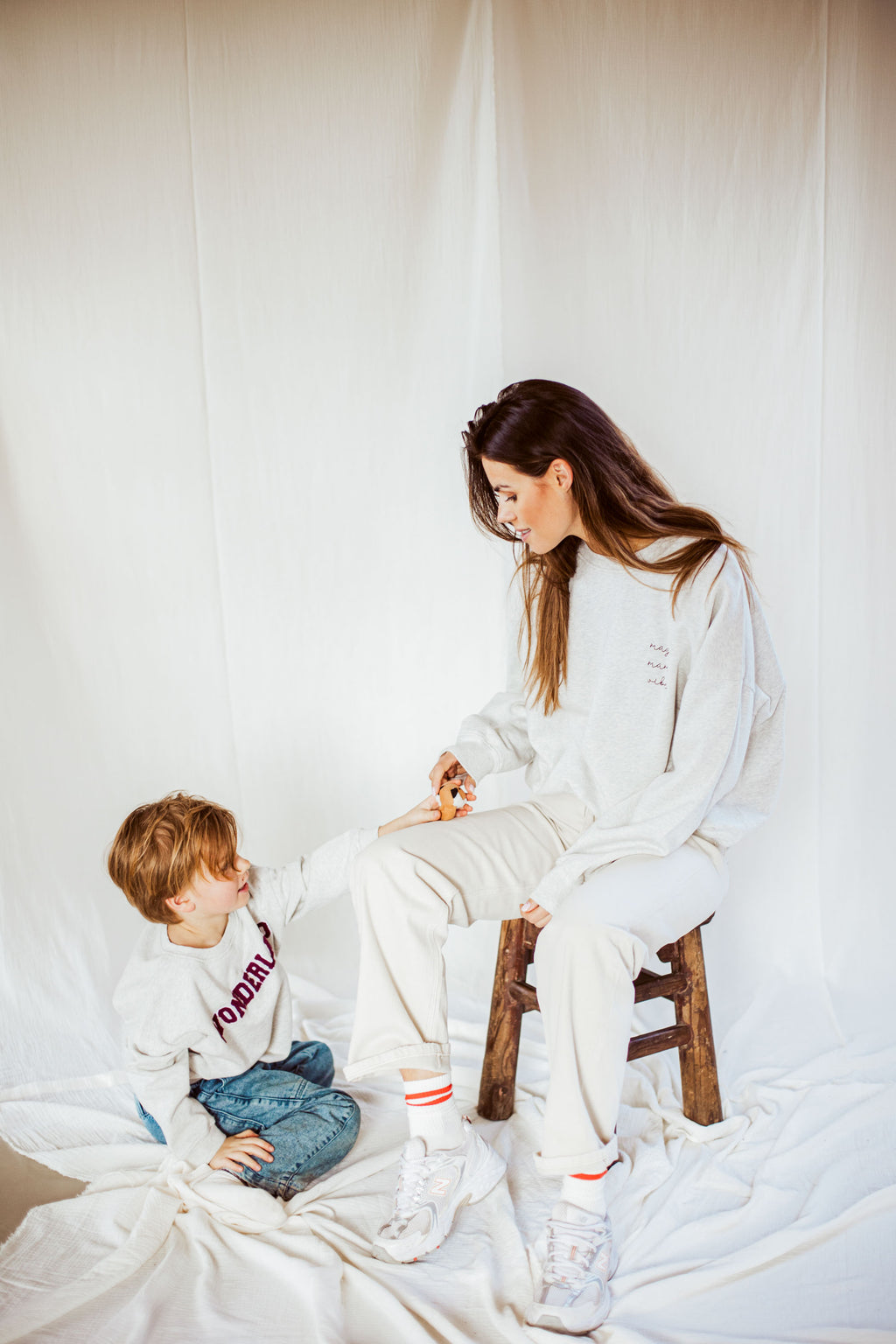 dreamy grey MAMA loose fit