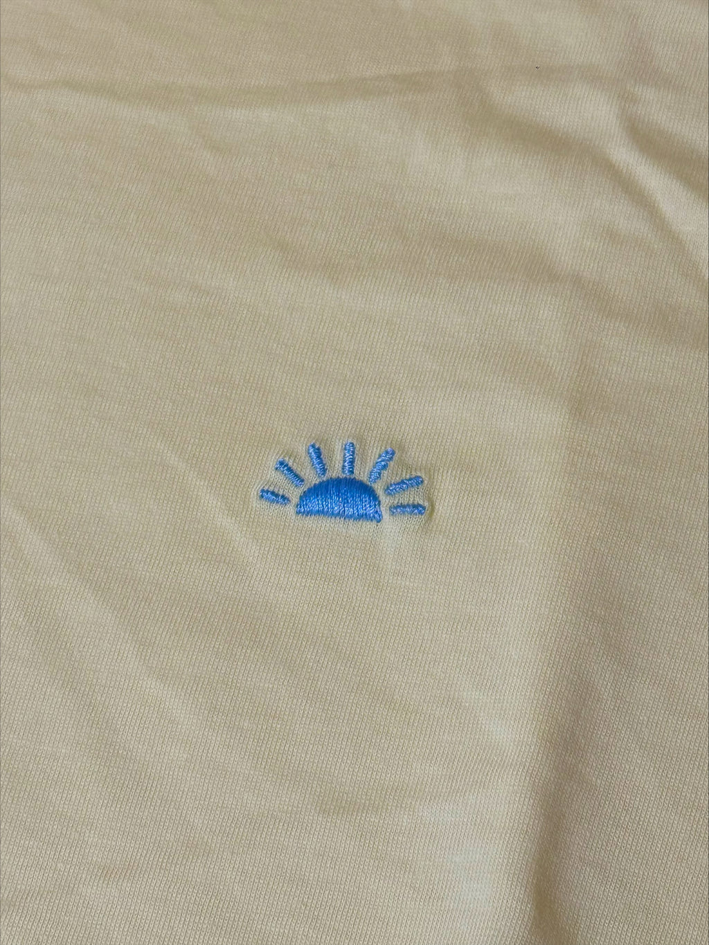 t-shirt butter yellow SUN