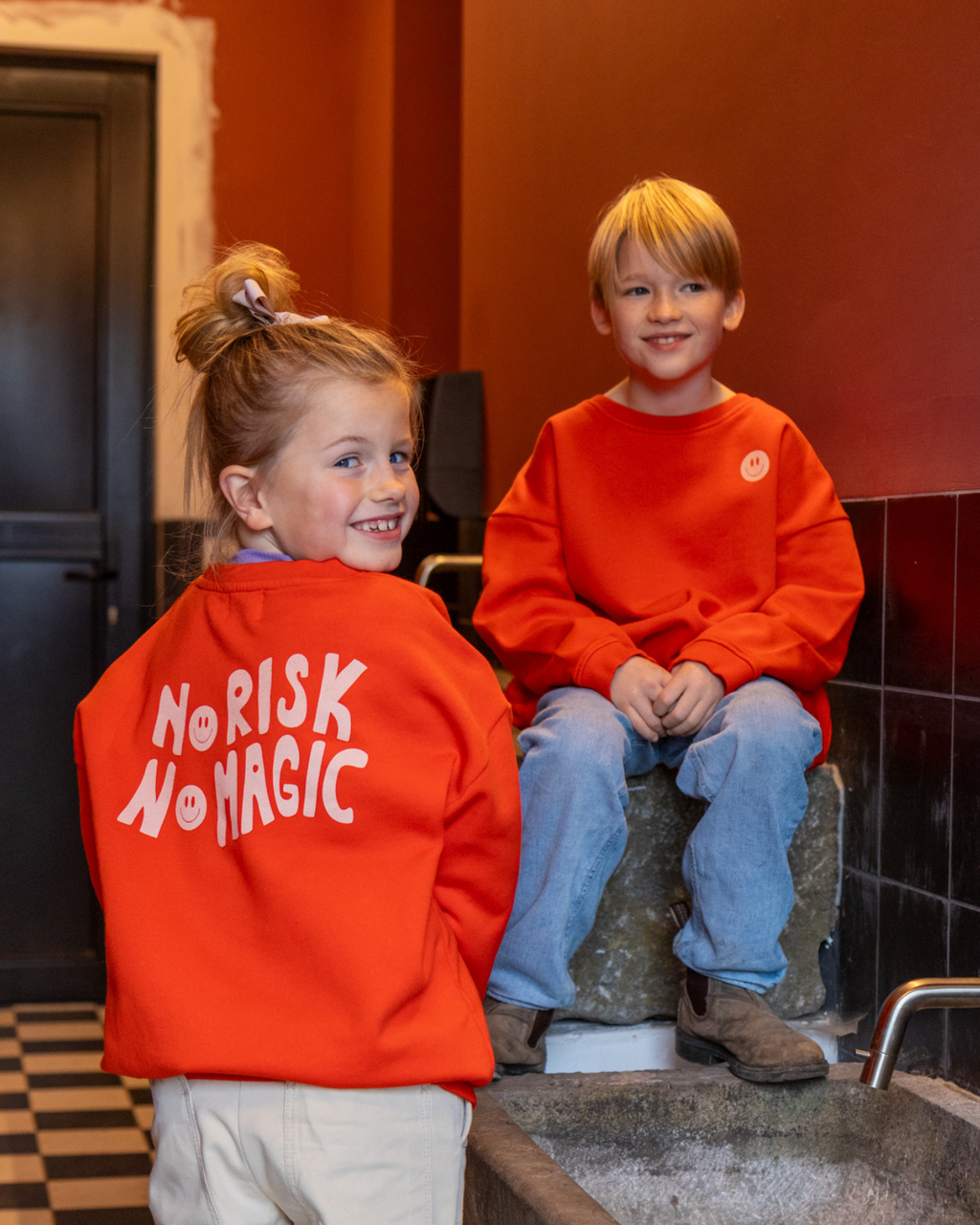 little fiery red NO RISK NO MAGIC loose fit