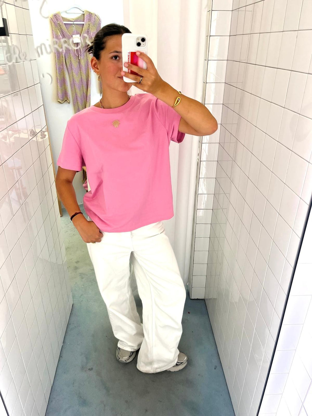 pink SEAHELL t-shirt classic fit