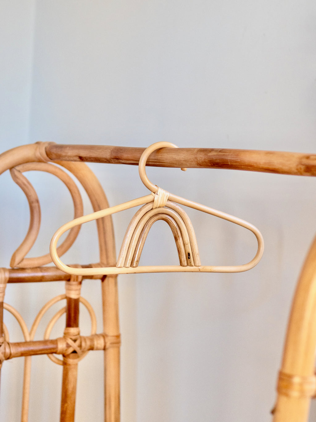 to the moon KIDS HANGERS (SET OF 3)