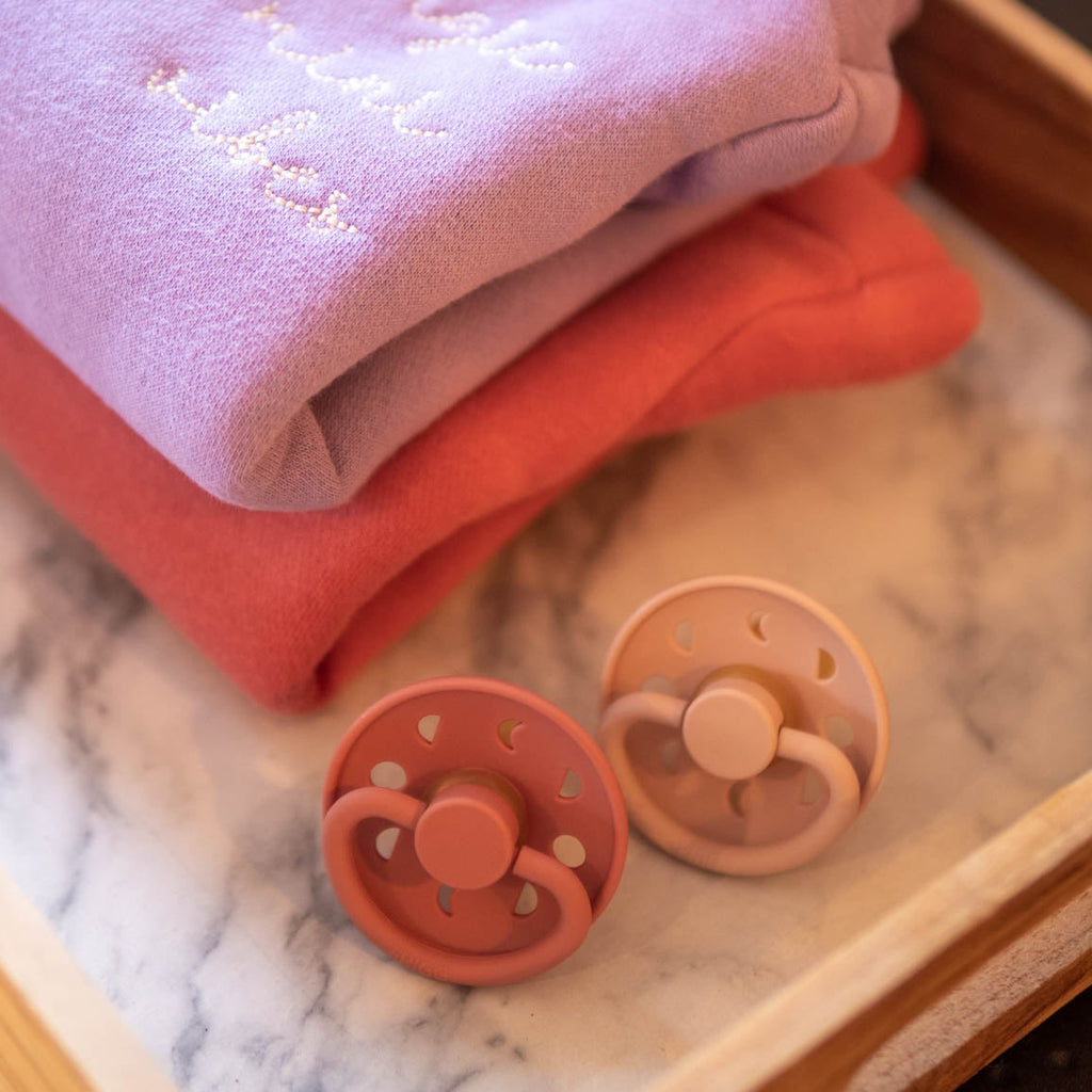 blush & powder MOON PACIFIER