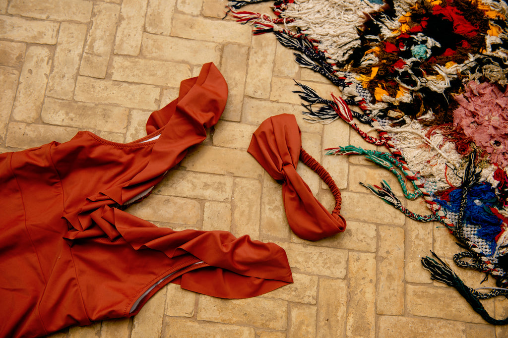 RIAD RED hair ribbon
