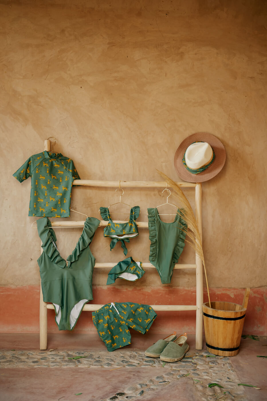 LEOPARD GREEN bathing suit