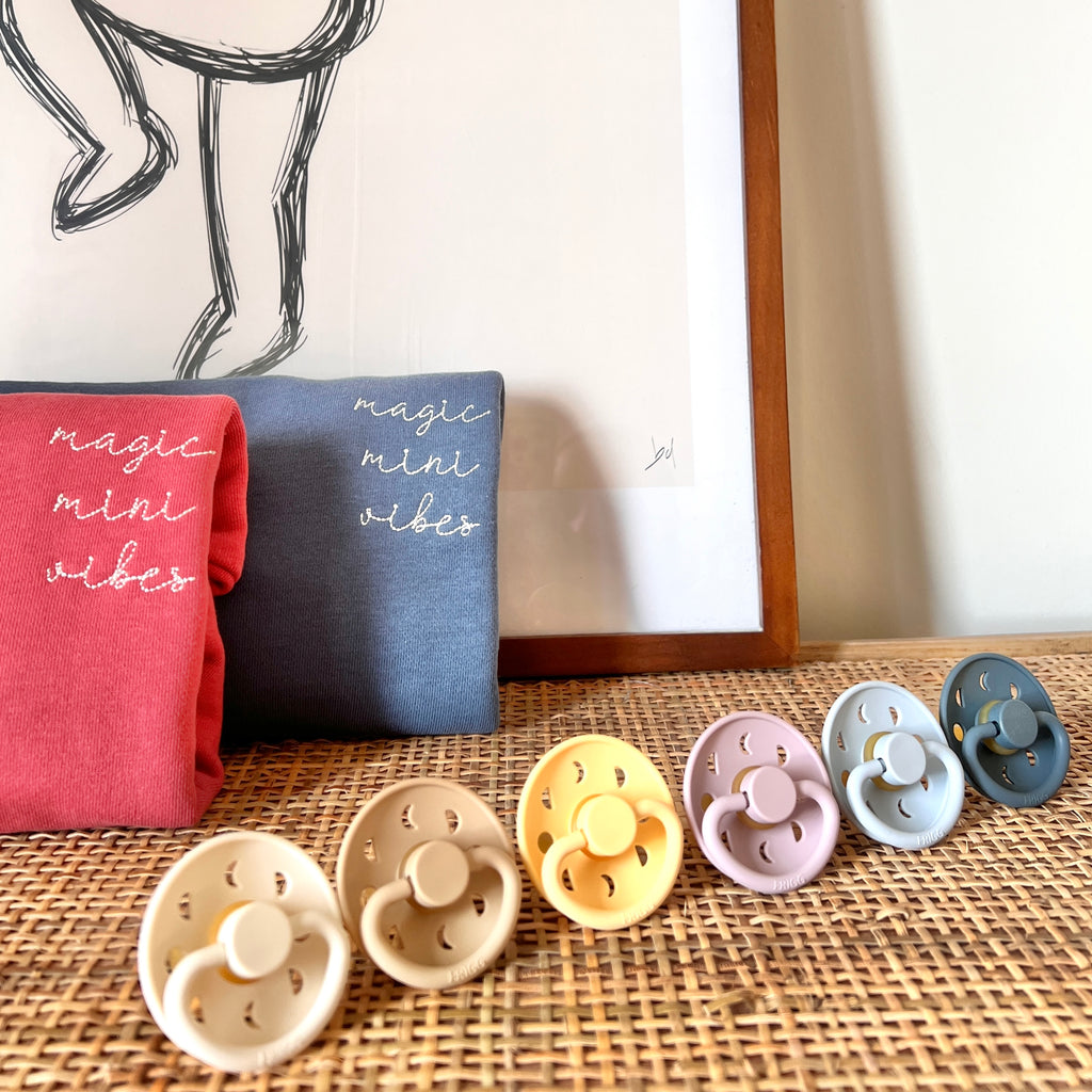 cream & croissant MOON PACIFIER