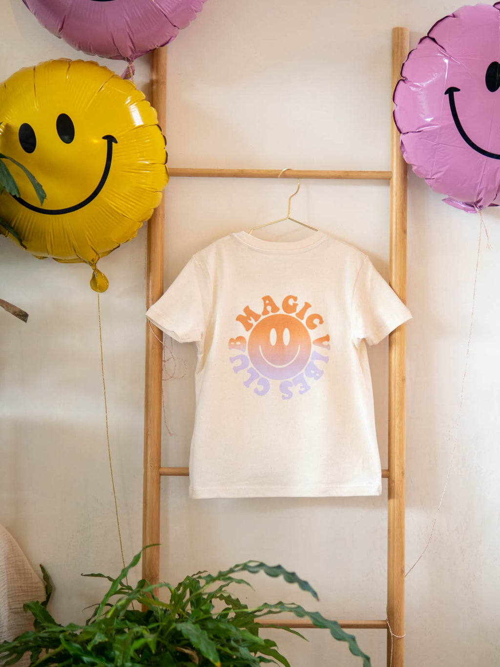 beige little MAGIC VIBES CLUB