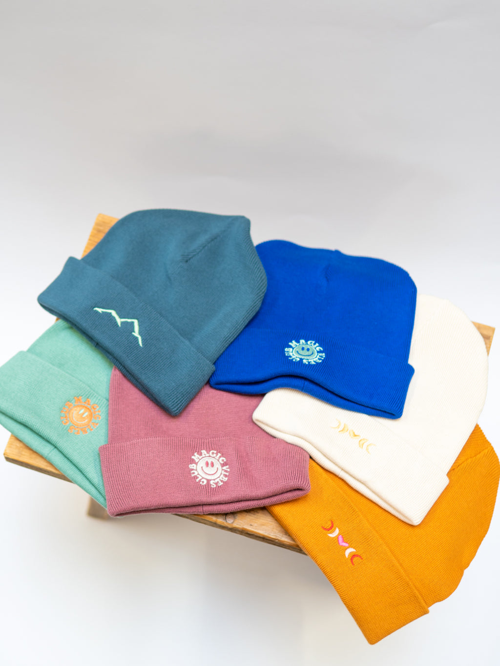 montblanc full moon BEANIE