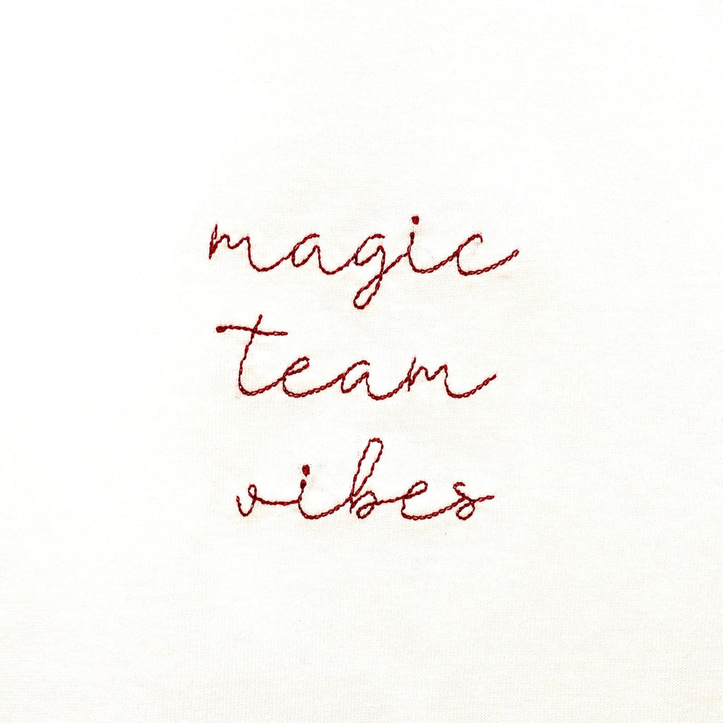 t-shirt MAGIC TEAM VIBES