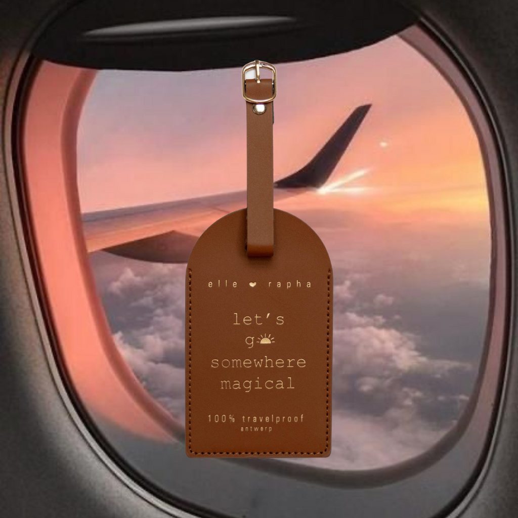 TRAVEL TAG
